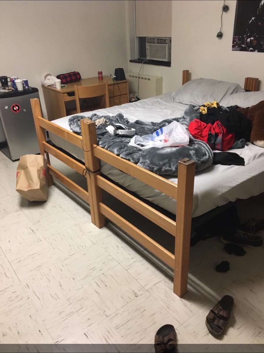 ActiveMindsWJ's tweet photo. Before and after! Vice President Jarret used some of our tips about organization to clean up his bedroom https://t.co/koCtaqAy5x