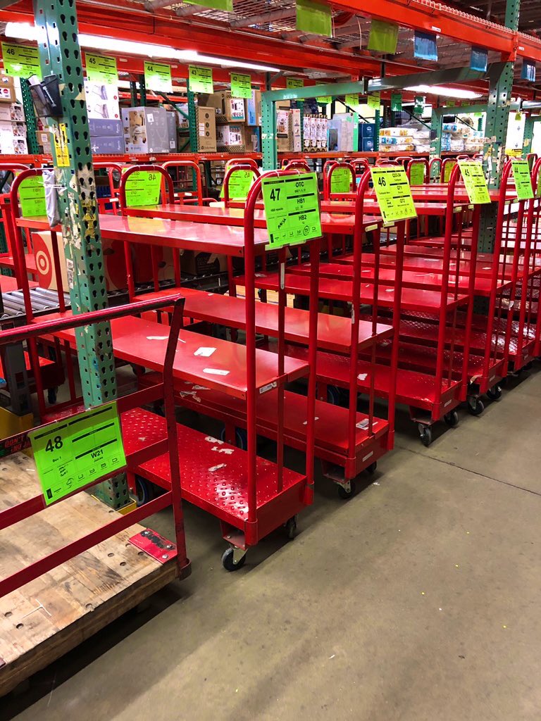 dancocot's tweet photo. Double truck finished early, great day to deep clean receiving and refresh the line. GM ETL @OpalkaKevin is The Professional Cleaner #ThisIsTinley #CleanlinessFirst #Clean&SafeTeam https://t.co/c4kE2t34fh