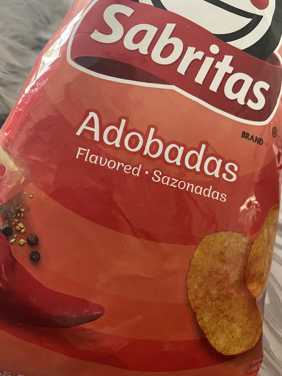 darlaa17_'s tweet photo. all im gonna do is eat hot chip and vibe https://t.co/8w42GdaJlB