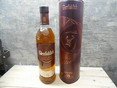 1 btle de Glenfiddich 15 ans "Unique Solera" , Scotch Whisky ,single malt: 35,00 EUR (0 Enchères) Date de fin: samedi sept.-19-2020 19:42:56 CEST Enchérir | Ajouter à vos Affaires à suivre dlvr.it/RgcFJn