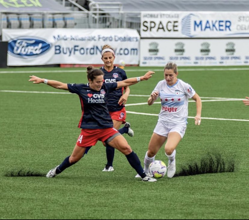 NWSLTurfBurns's tweet photo. Look at my spray! #NWSLFallSeries #WASvCHI https://t.co/XDU7ailpSQ