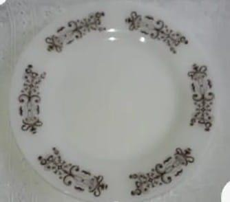 roxmo's tweet photo. Procura-se um prato igual a esse!
Pertencia a uma senhora bem idosinha e doente (Alzheimer e DM) que se alimentava nele. O prato quebrou e ela se recusa a comer em prato diferente !!
Se alguém tiver um prato igual para doar, por favor , contatar a Flávia 11 97084-5868. https://t.co/htQnOuLKWv