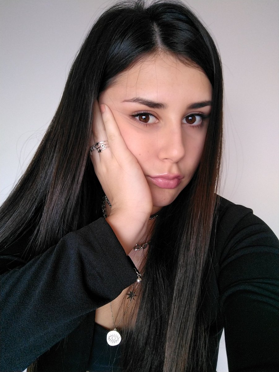 LuMicaela_'s tweet photo. Ni idea de quién saque tanta cara de orto https://t.co/SEhA3iDRf6