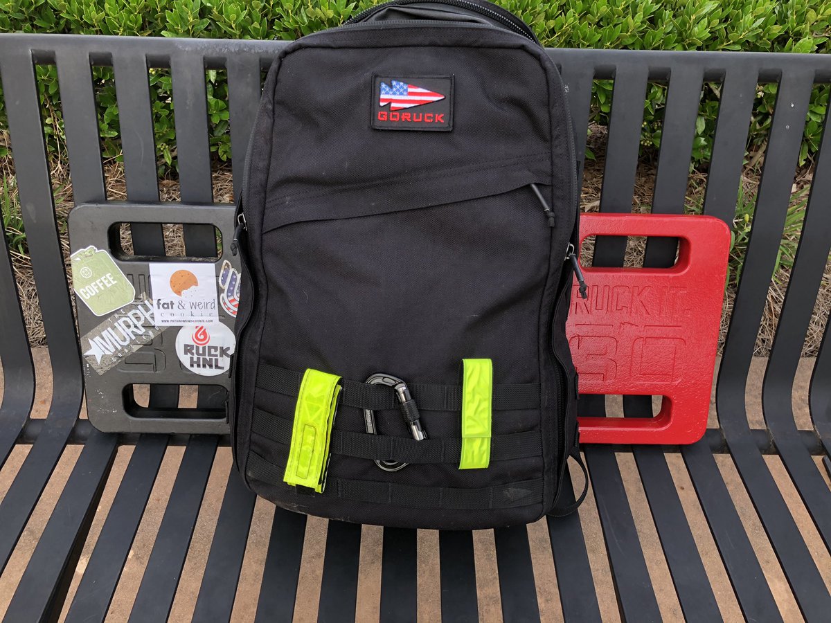 joedom's tweet photo. Two 30 lb @GORUCK plates - that was tough 💪🏻🏃🏻♂️🇺🇸 #geezerpower https://t.co/70ZUhJU5v1