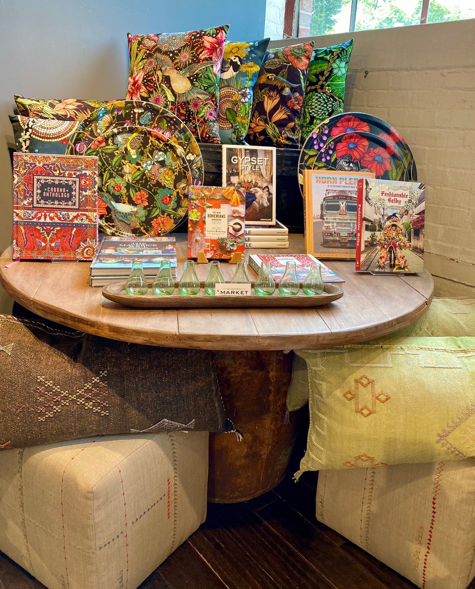 TwoOldHippies's tweet photo. We are now open 7 days a week! Stop by and check out our home section ✨
.
.
.
.
.
#twooldhippies #home #homesection #boho #bohostyle #bohohome #gypset #gypsetstyle #shopsmall #shoplocal #explorethegulch #nashville https://t.co/TvHD515Aye