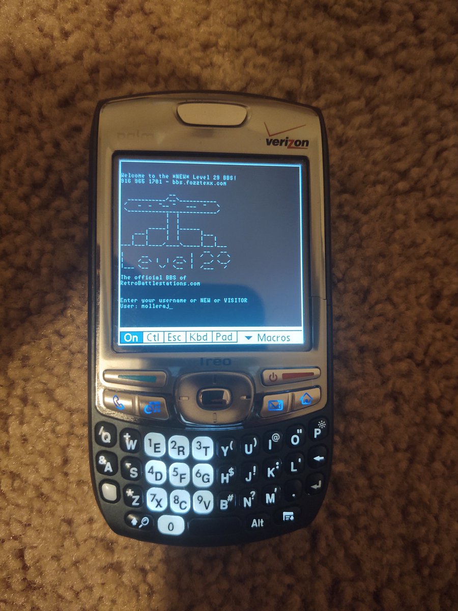 H95lx's tweet photo. Thanks @pmig96 for making a new version of #ptelnet for #PalmOS, 0.7, that works perfectly on the #Treo #755p, #keyboard and all! Can't wait to try this on my #AlphaSmart #Dana #Wireless! Thanks for your hard work!! #Palm #PDA #telnet @Level29_BBS @RBattlestations https://t.co/OeePjUzdua