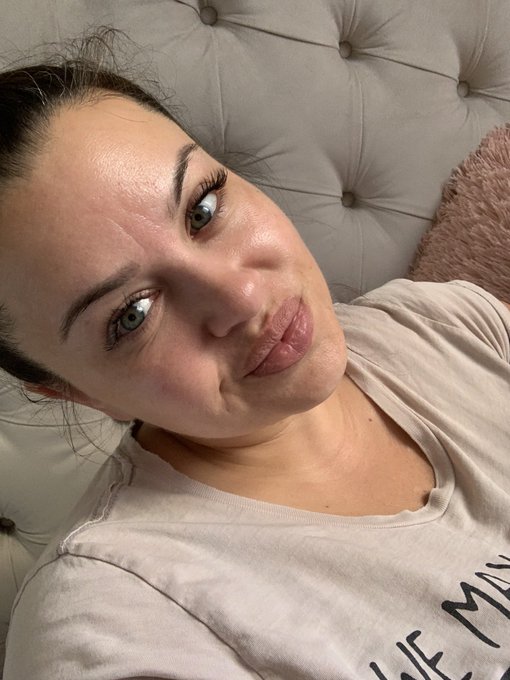 I always feel better when I get my lashes done.          Don&rsquo;t forget to go subscribe to https://t.co/rV2hcHQEsw<a href="/tag/mvsales"class="tags"><span>#mvsales</span></a>