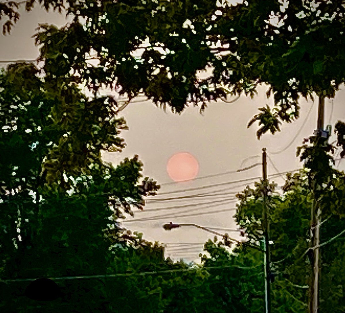 dmmohrman's tweet photo. @MarkJWeather this eve’s sunset in Elyria. https://t.co/coN7eW77ql