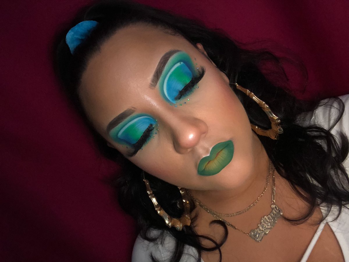 beautyxtiny's tweet photo. @TheCrayonCase I heard you was looking for more looks with #TheMatteBook did these looks make the cut? ❤️❤️❤️
@TheCrayonCase @WuzzamSupa https://t.co/YFmmkBHNS1