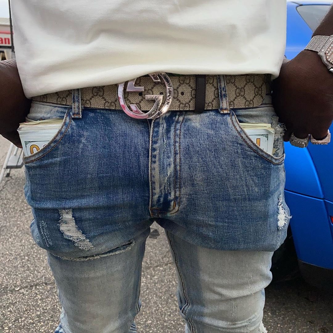 burkinnGg's tweet photo. 😎💯 #ImCutDifferent✂️ Ima Die A Real Nigga https://t.co/hP3DAvCqXG
