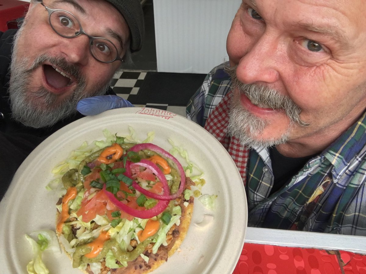 The mad Cajuns are whipping up TOSTADAS for this week’s special. Get in before they’re all gone (or the boys get carted away)! 🤪