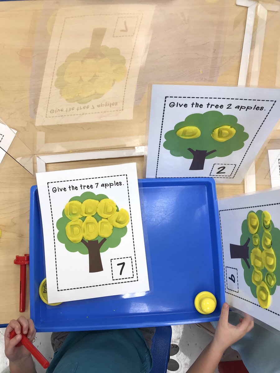 KathrynCorcor14's tweet photo. “How many apples in the apple tree?” play dough counting activity 🍎🌳 #DickersonPreschool #AppleTheme #WeAreChesterNJ https://t.co/vHiHFBsDwj