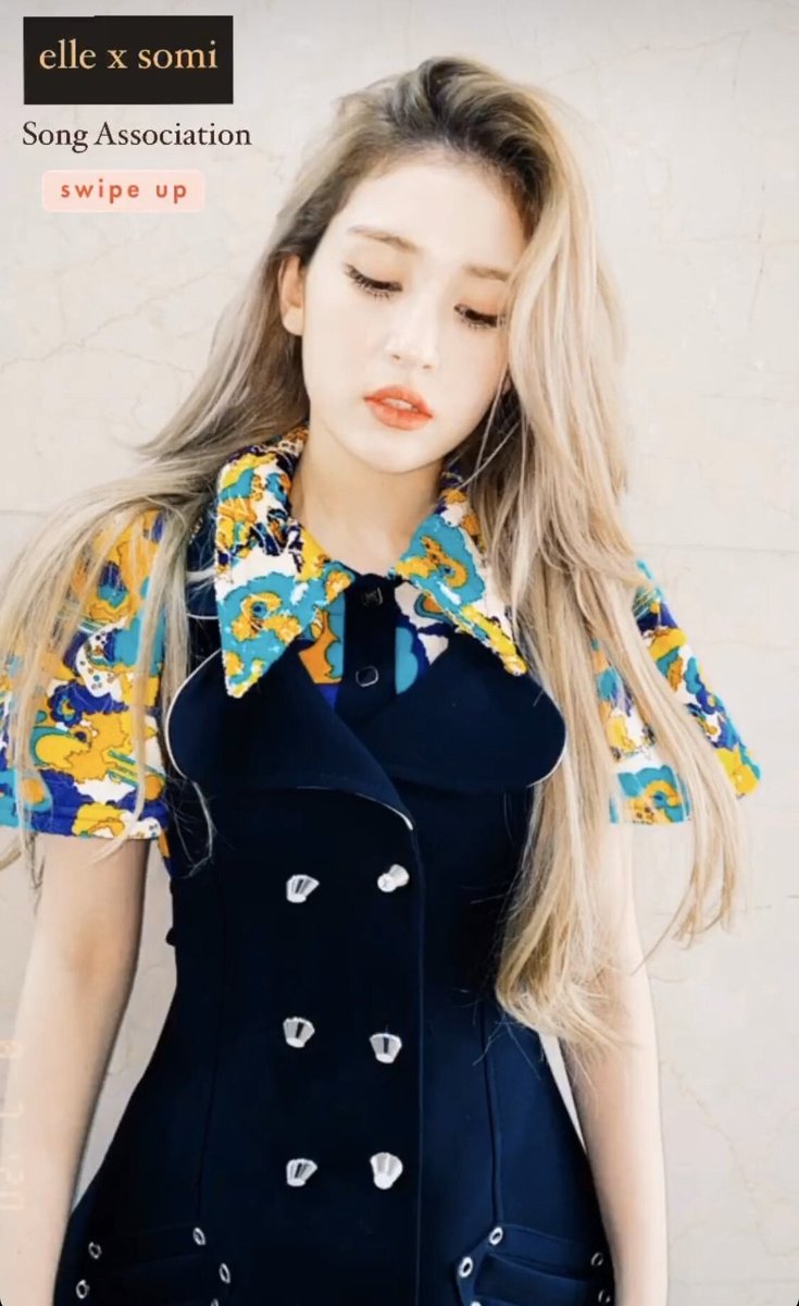 somifashion's tweet photo. #소미 #전소미 #엘르 #ellexsomi ❤
[A라인 드레스]
LOUIS VUITTON
￦4,700,000
https://t.co/oRZfcqubDj
￦6,940,000
https://t.co/9xtQwu1zw7 https://t.co/NcPOO0tyrl