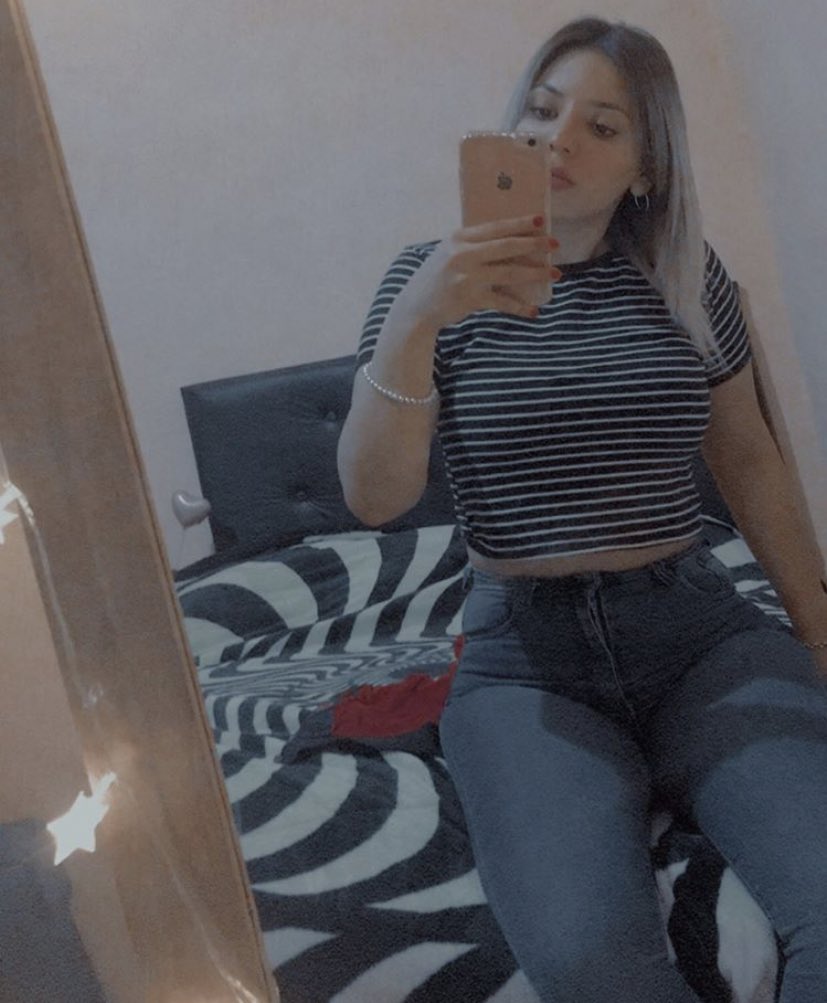 Betzy_Cruz1's tweet photo. Mándeme DM bebés, estoy libre 🥰, denme RT quiero conocer más gente https://t.co/bllIsARxQ6