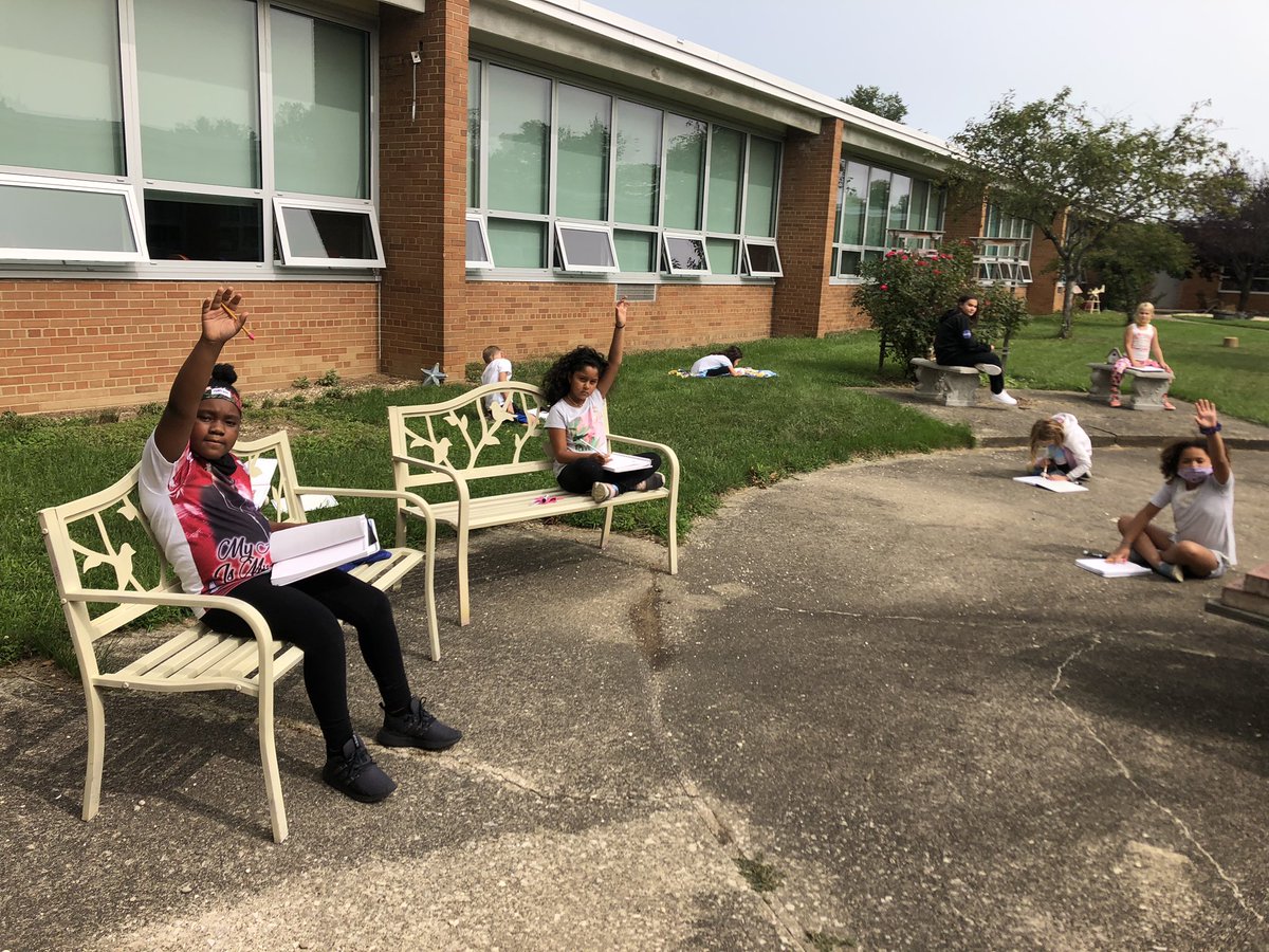MrsChristner's tweet photo. Math outside today! https://t.co/56Ho1NNoZQ