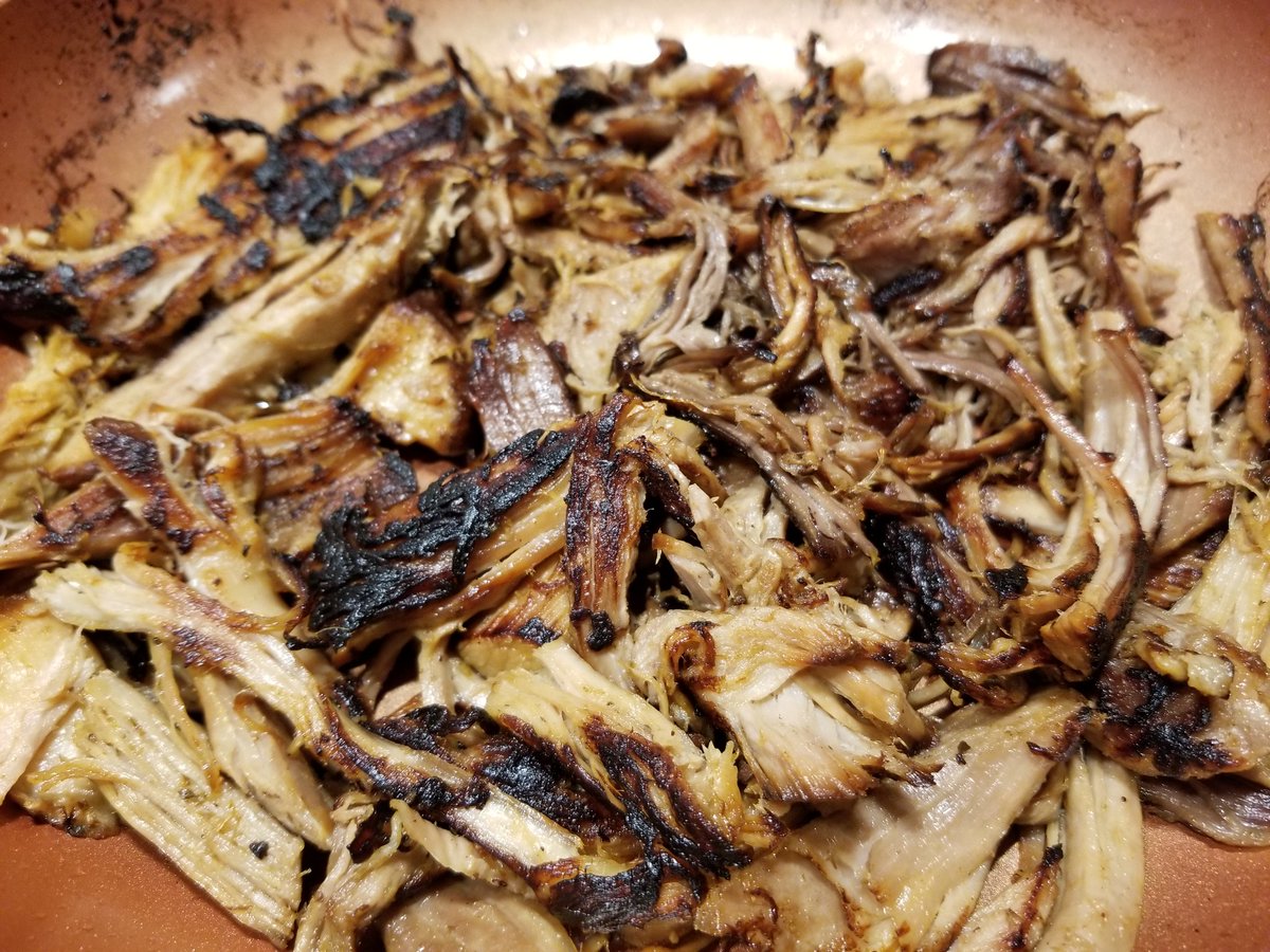 Elle_Ayyyye's tweet photo. Depression sucks, carnitas yum https://t.co/yTOOXgiyYM