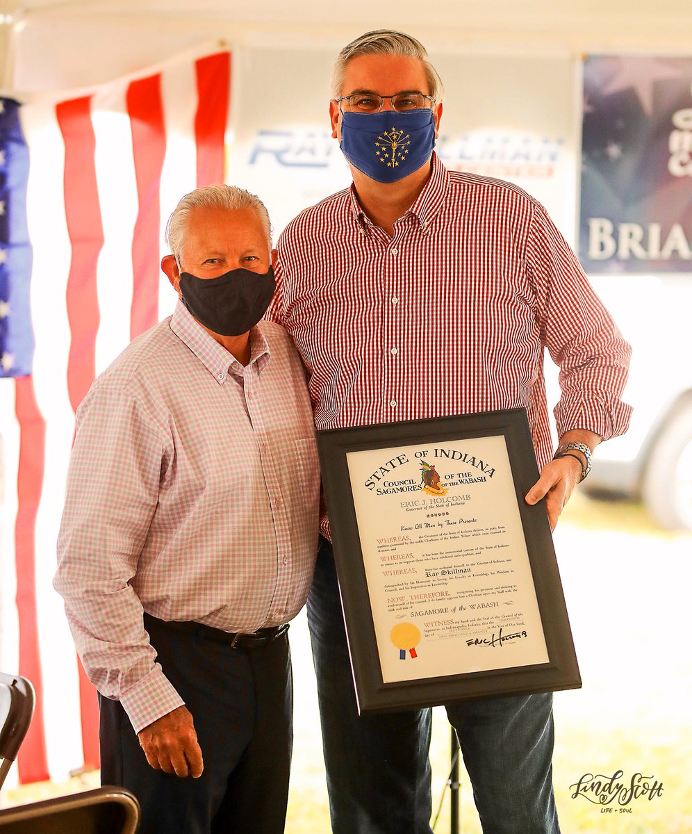 CGSportsNetwork's tweet photo. Congratulations to Ray Skillman on receiving the Sagamore of the Wabash from Governor Holcomb. This award is bestowed upon an individual who is "distinguished by his humanity in living, his loyalty in friendship, his wisdom in council, and his inspiration in leadership." https://t.co/Qhn5pgvyJ6