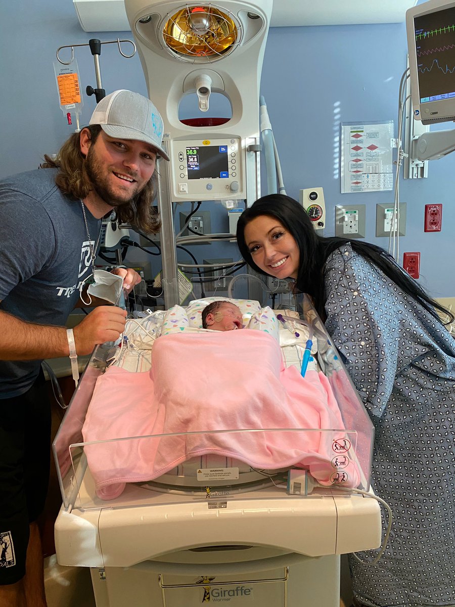 kaitlynsnead's tweet photo. Little missy decided to come early and is in special care but we are so proud of Loxlee. We can’t wait to hold our little baby and would appreciate all the prayers y’all could send up. https://t.co/pEwX09qcvc