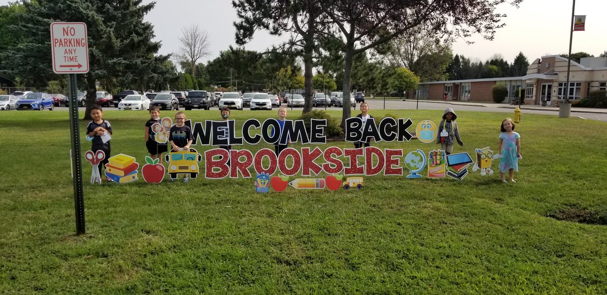 So happy to have students back in the classroom!! <a href="/BrooksideTweet/">Brookside Elementary</a> <a href="/GreeceCentral/">Greece Central</a>