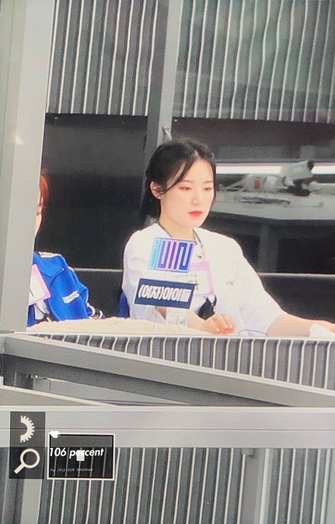 SHUHUABRASIL's tweet photo. [🔜] 14.09.10 Shuhua durante os bastidores das gravações do "ISAC E-Sports 2020" 
©️106percent
#아이들 #여자아이들 #GIDLE #슈화 #SHUHUA https://t.co/AxIORYDWKe