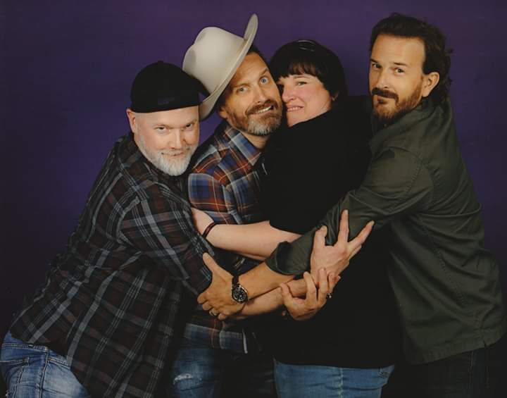 ednahilpert's tweet photo. I'm really missing cons right now... I am soo tempted to buy a ticket to New Orleans.... Just to have one to look forward to. I miss moments like this! https://t.co/CPrW5rjl68