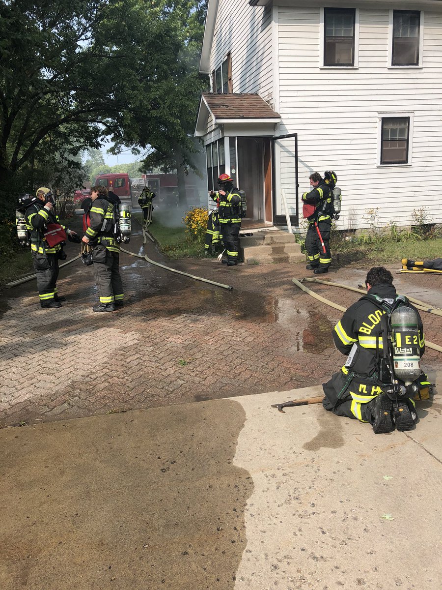 BFD_MN's tweet photo. Scenario based training for multiple fire crews today. Worked on hose line deployment, fire attack, search and victim rescue. Every Monday our firefighters train during the morning and evening. #keepingskillssharp https://t.co/h9v8lgWBhB