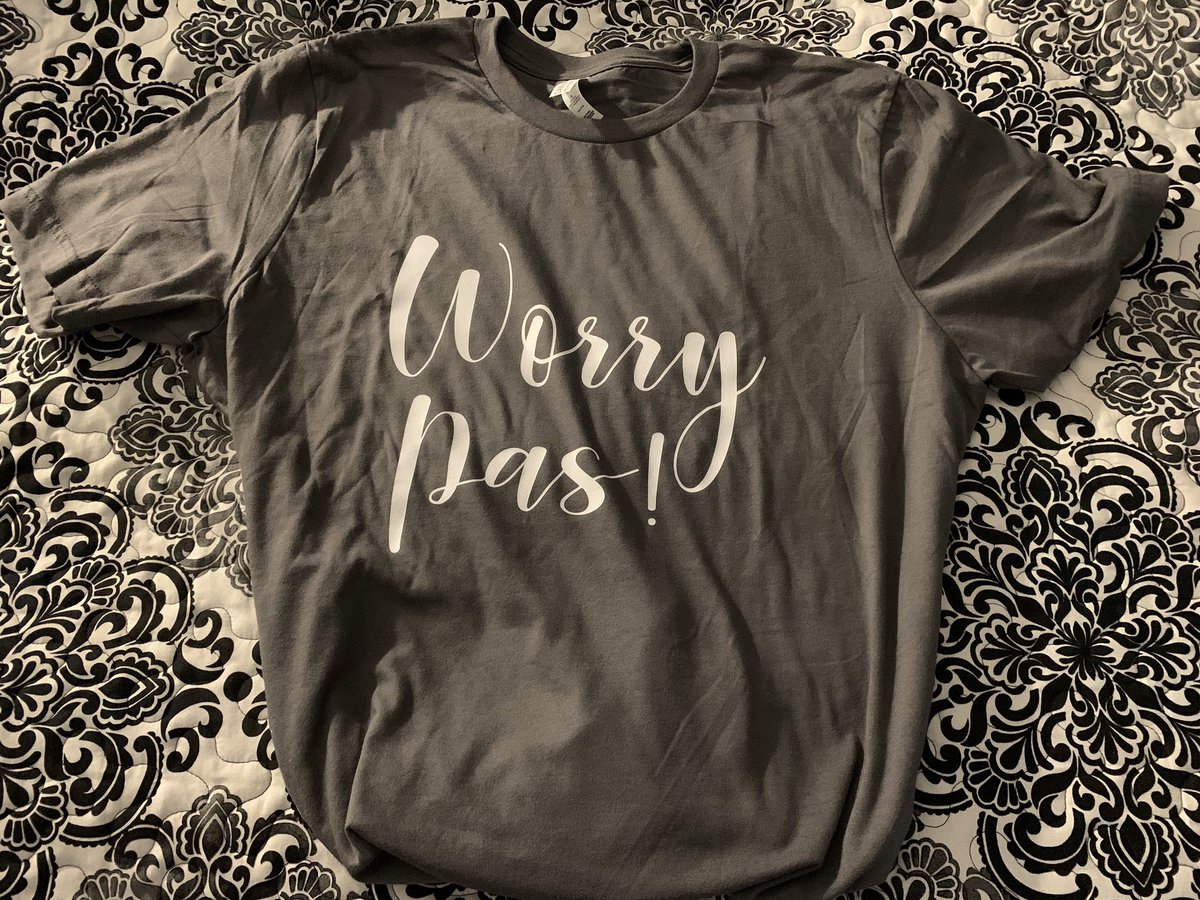 mme_josee's tweet photo. Nouveau t-shirt pour l’année scolaire #2020-2021 @cscmonavenir #unejourneealafois https://t.co/dn0zGa6CYQ