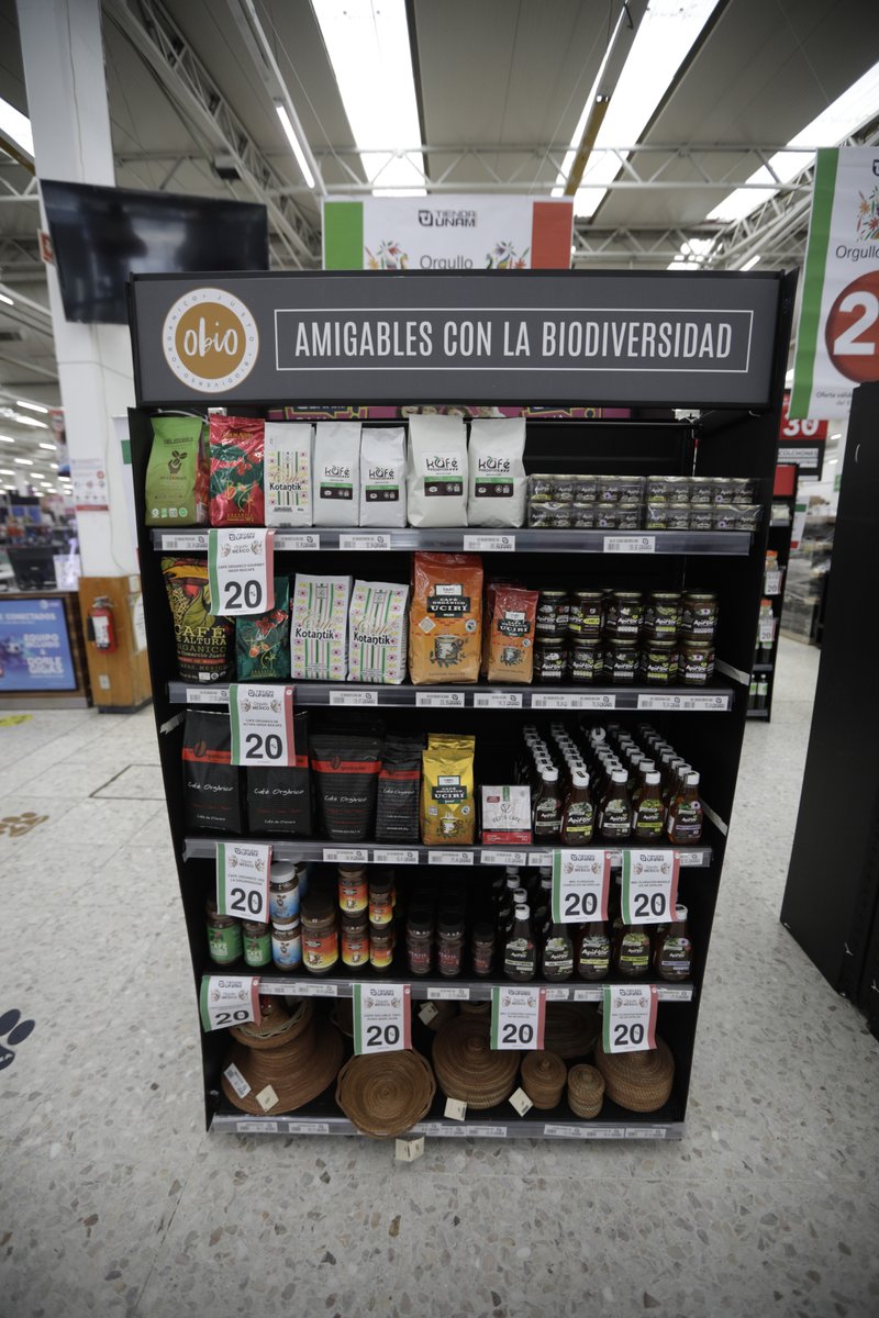 ¿Ya conocen la Iniciativa Obio: productos y comunidades sustentables? Con Obio, más de 140 productos campesinos están a la venta en la <a href="/TiendaUNAM/">Tienda UNAM</a>: mieles, cafés, chocolates y artesanías, entre otros, hechos de forma sustentable por familias campesinas. 
ccmss.centrogeo.org.mx/cms/obio.