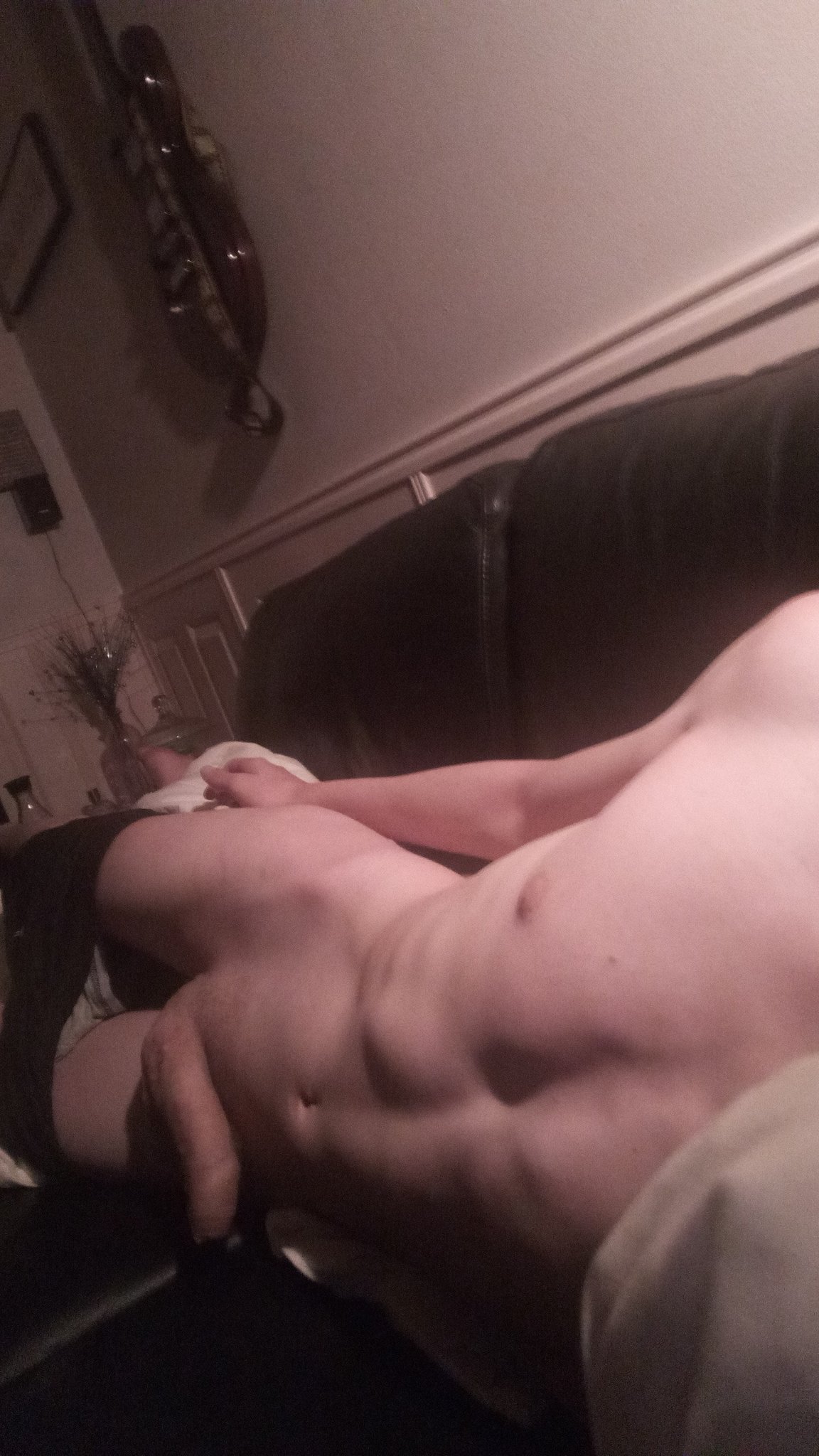 3 pic. #femboybutt #femboy #pansexual #gay #nsfw #Lewd 

My sleepy horniness mood UwU

Retweet if you