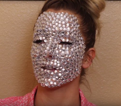 TheAffinityMag's tweet photo. Happy Birthday @Jenna_Marbles! 

We miss you, but know you're doing what's best for you. We're so proud of all your accomplishments so far. 
Congrats on 34 years 🤍 https://t.co/qYv40ULBCq