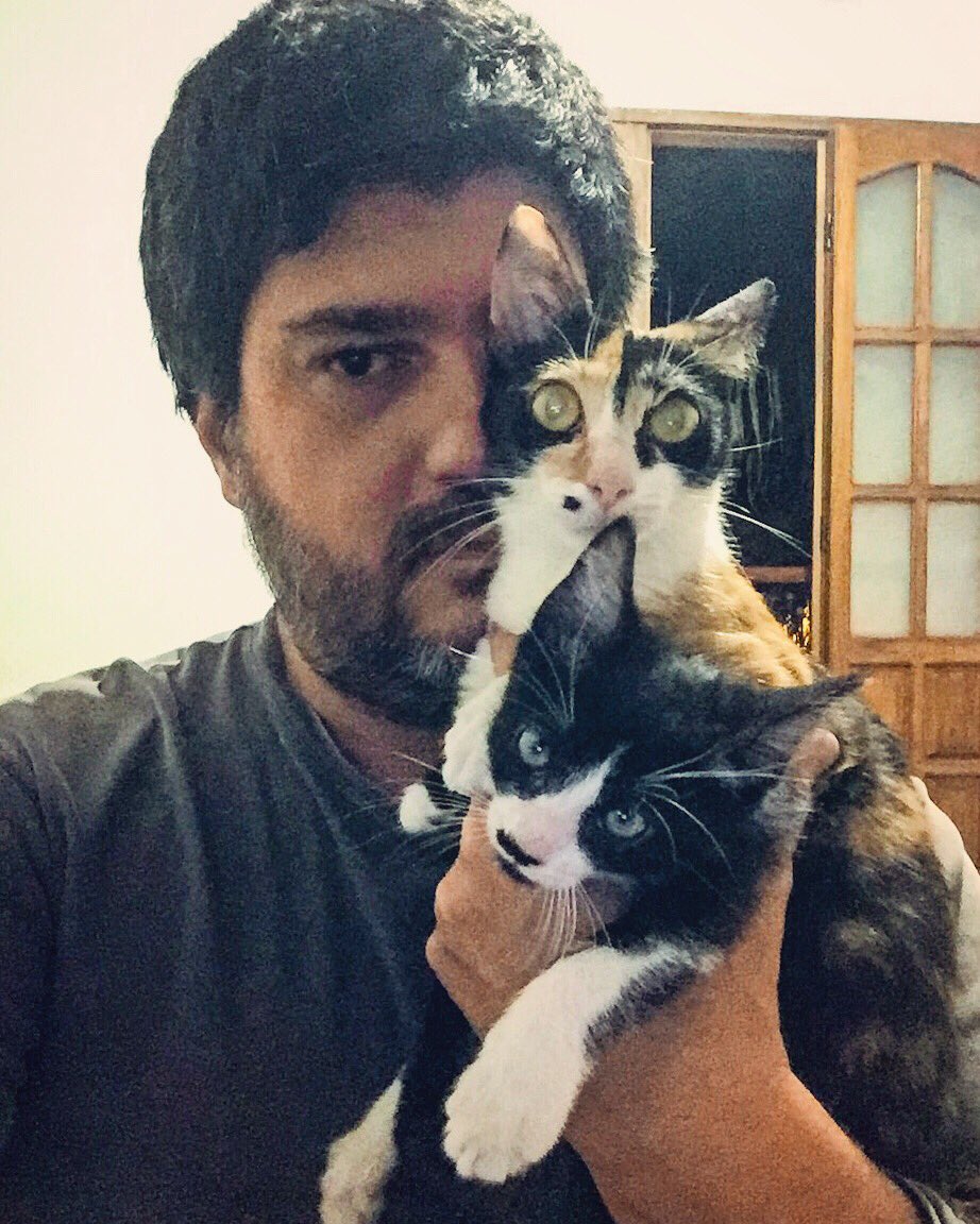 Pablografia's tweet photo. Sofía, Francisco y el Karen https://t.co/7Wr5w0ZGkI