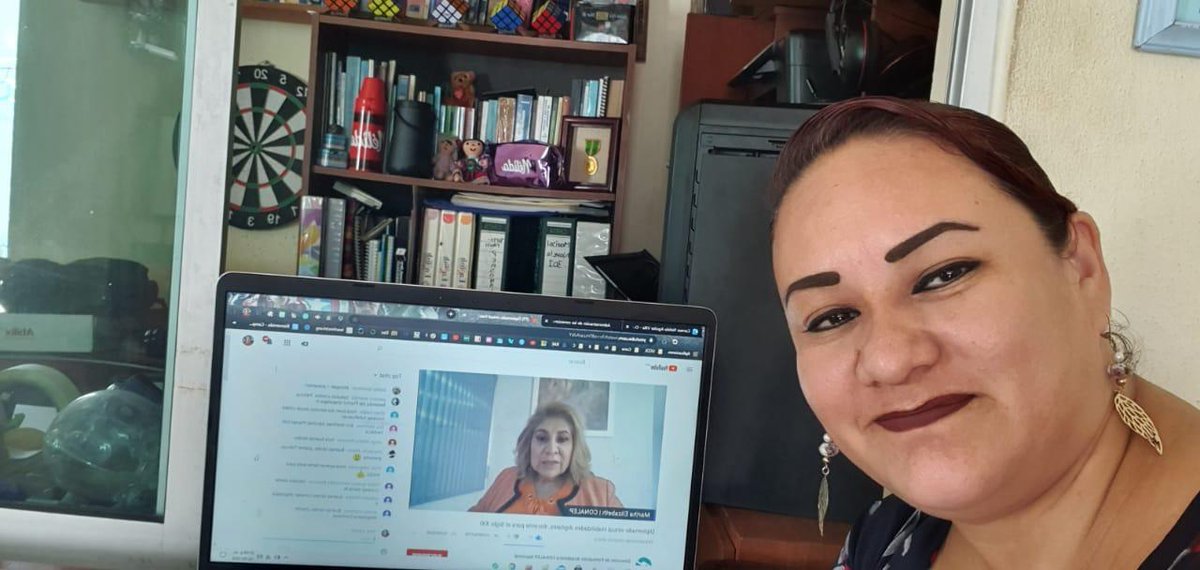 CONALEP_Mex's tweet photo. El día de hoy, con la presencia del Dr. @EnriqueKuHerr y la participación del Dr. Francisco Cervantes Pérez, se dio inicio al Diplomado virtual  Habilidades Digitales Docentes para el Siglo XXI. ¡Enhorabuena! https://t.co/5VL8mFPSOY