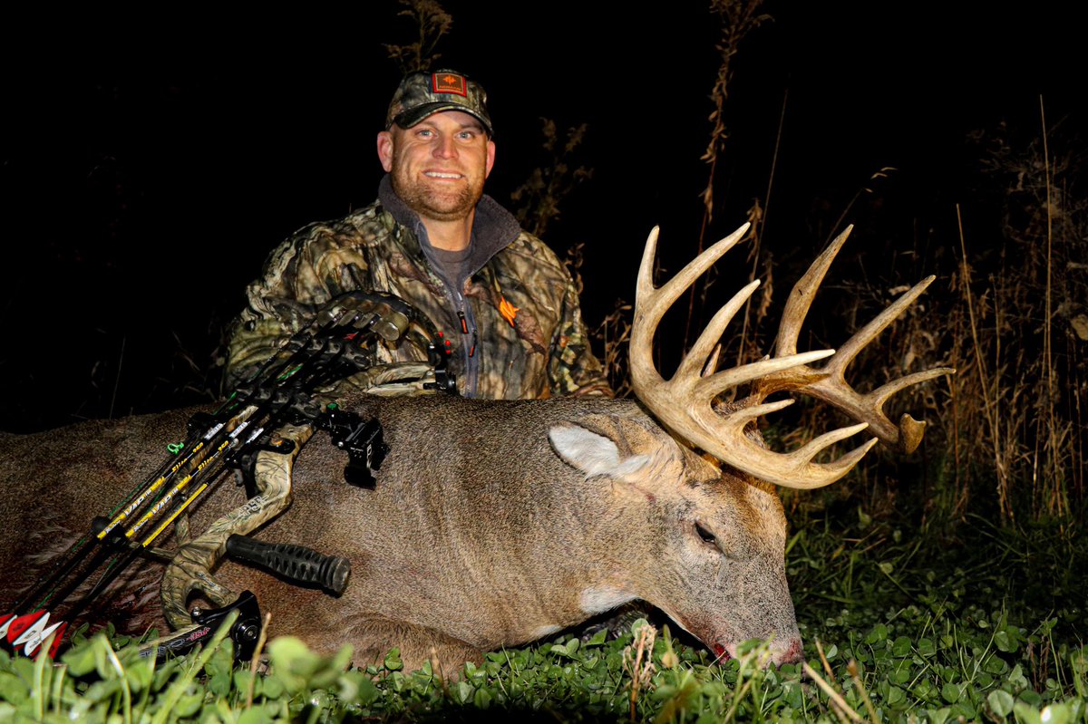 KyleMcClellan46's tweet photo. Voting is open for the @DruryOutdoors hunting show I’m on! 

It was a great season and I would love your vote!

https://t.co/viwhUyXGYS https://t.co/Ay39NagtEP