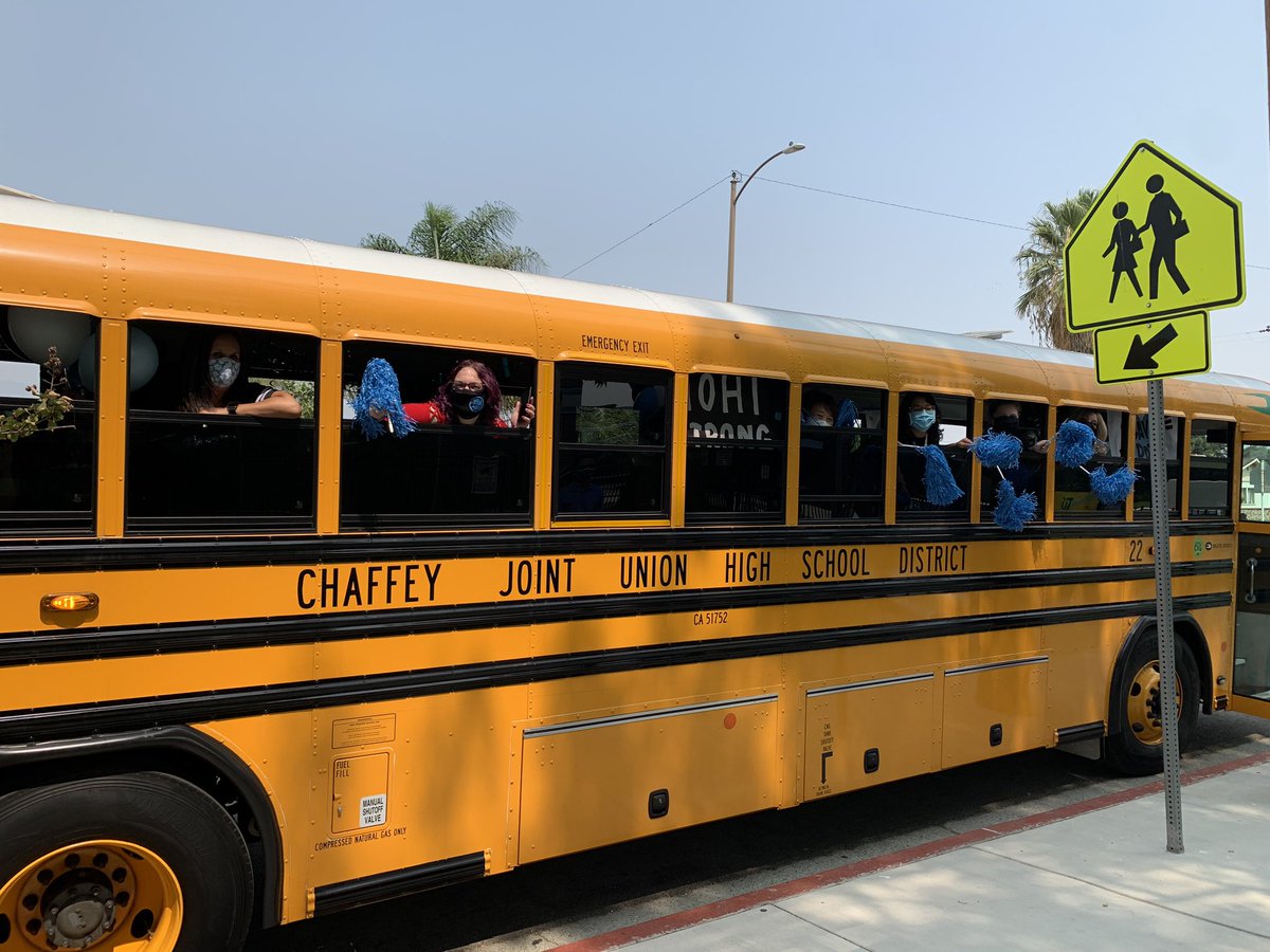 Today we took MoHi on Wheels! 🚌 Our staff took some time to spread some Montclair love and rode a bus as it passed through students neighborhoods. It was a blast! This was exactly what my heart needed. 💙🖤Our staff is truly one of a kind. 🥰🤗