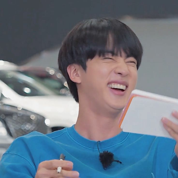 Seokjin reaching maximum level of happiness, a very important and healing thread ;