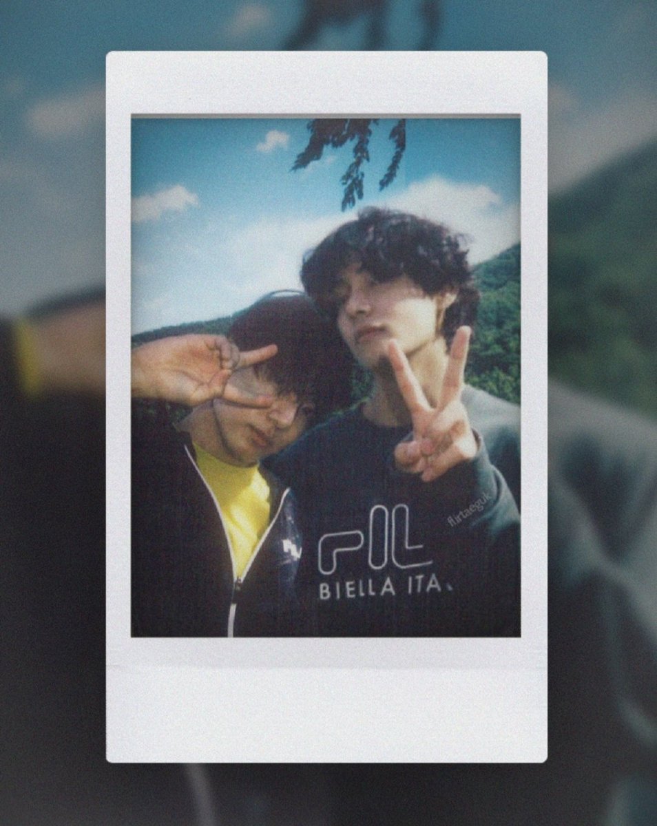 flirtaeguk's tweet photo. made a little something ♡ #taekook https://t.co/3VzEQ8euxe