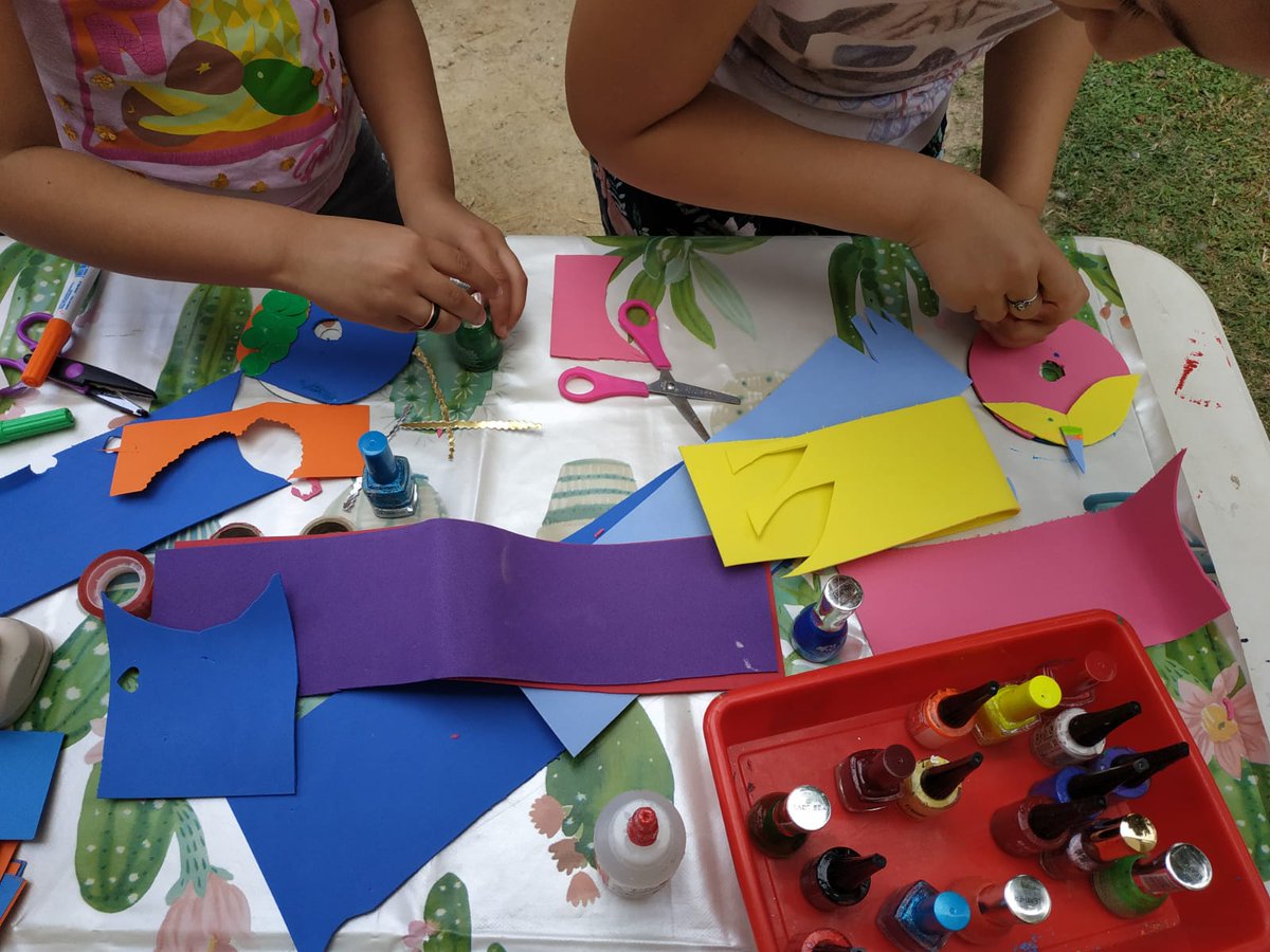 Vine el diumenge a la #jugatecambiental a fer l’activitat dels experiments de la contaminació de l'aire i un taller de reflectants. No t’ho perdis!
@fundesplai_ea <a href="/JugatecaAMB/">Jugatecambiental AMB</a>