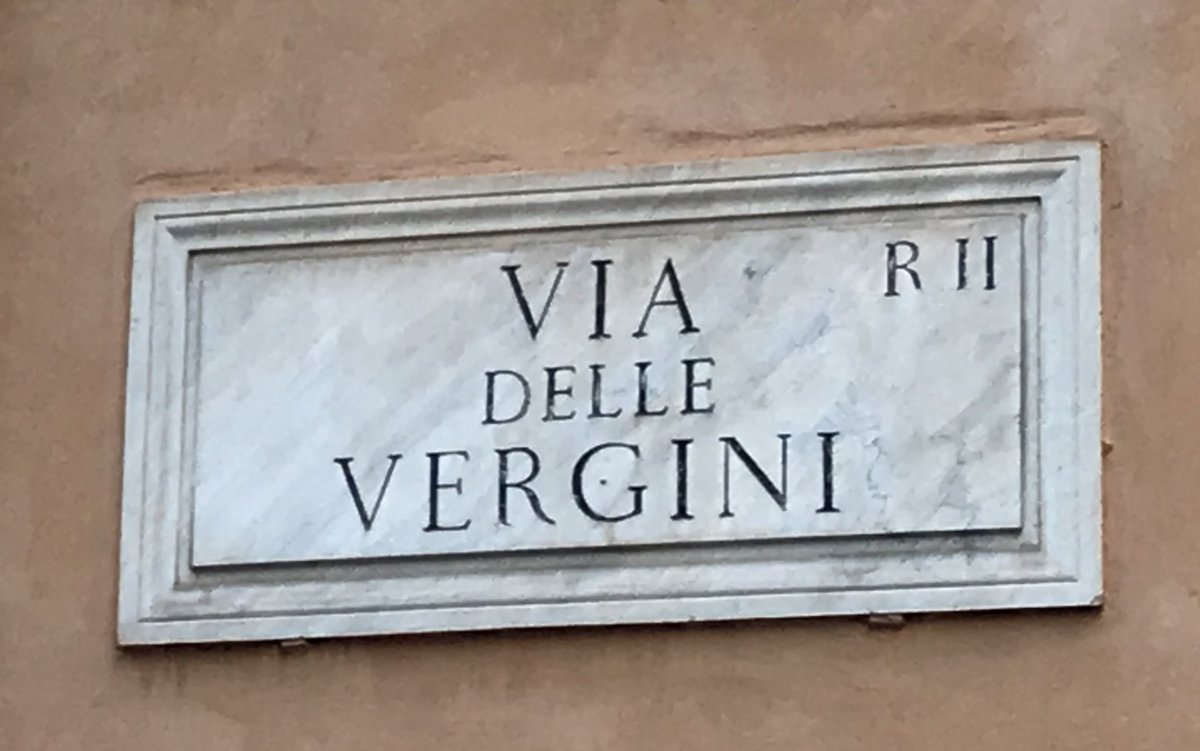 SallyAxworthy's tweet photo. Rome’s past as the capital of the Papal States is stamped all over its street names. #RoamingRome https://t.co/YhYL86uCji
