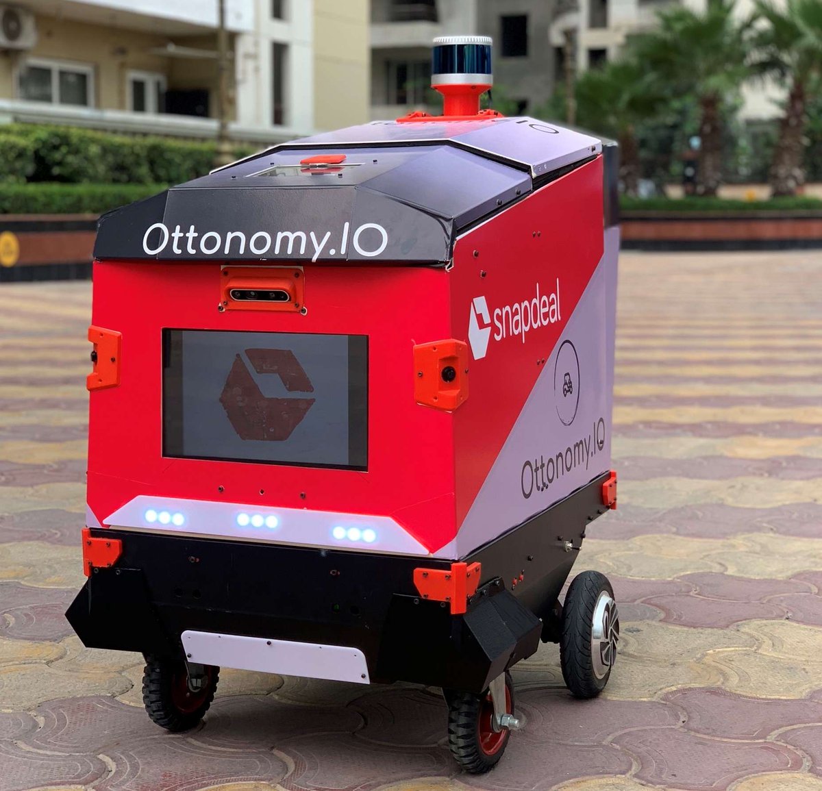 BiIndia's tweet image. #Innovation | @snapdeal says it has just tested deliveries using #robots and it was successful - by @SanchDash

#OttonomyIO #Snapdeal #robotdelivery

businessinsider.in/business/ecomm…