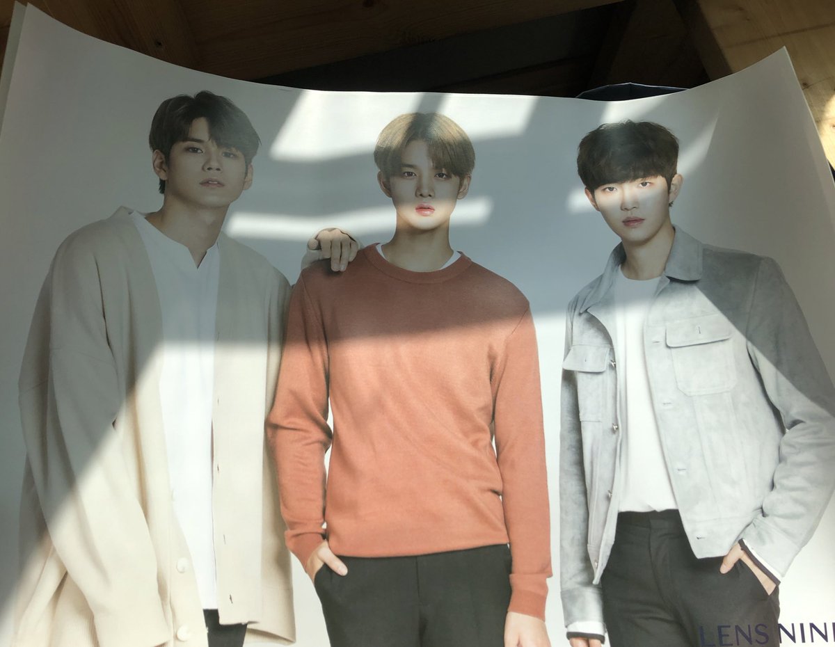 xxkitchring's tweet photo. 워너원 콘서트 MD 선풍기
렌즈나인 단체 유닛 포스터 브로마이드 양도합니다
선풍기 풀구성 운미포 0.7
렌즈나인 포스터 장당 0.3 일괄 0.5
구매문의는 DM

#워너원 #배진영 #옹성우 #김재환 #워너원굿즈 https://t.co/DhIZ1pXgIv