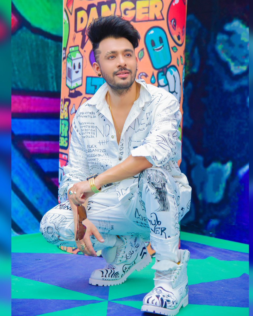 Munda tu chocolate hai song cheap