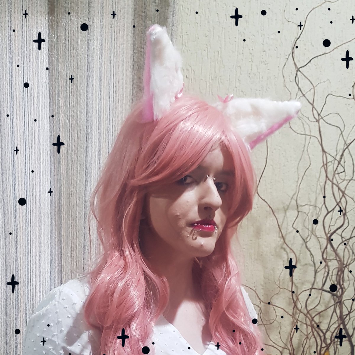 theblueniverse's tweet photo. Orelhas de raposa apaixonada! 
Faça seu orçamento agora com a Bluenicorn!! #bluenicorn #earmaker #animalear #cute #fox #raposa #lolita #cosplay https://t.co/GgeeE2heps