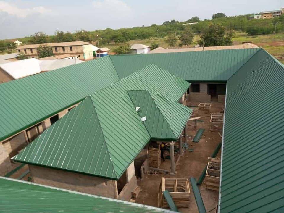 KobbyFosta's tweet photo. #ShattaTuesdayMarket  dm me for free estimate across the nation .. we are experts in roofing industry 💎🙌🏼😍🥰😻😍💜💙💙🥰💎💖❣️💖❣️🎉 https://t.co/Gq0bT5dtkz