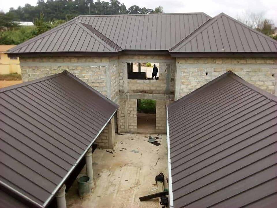 KobbyFosta's tweet photo. #ShattaTuesdayMarket  dm me for free estimate across the nation .. we are experts in roofing industry 💎🙌🏼😍🥰😻😍💜💙💙🥰💎💖❣️💖❣️🎉 https://t.co/Gq0bT5dtkz