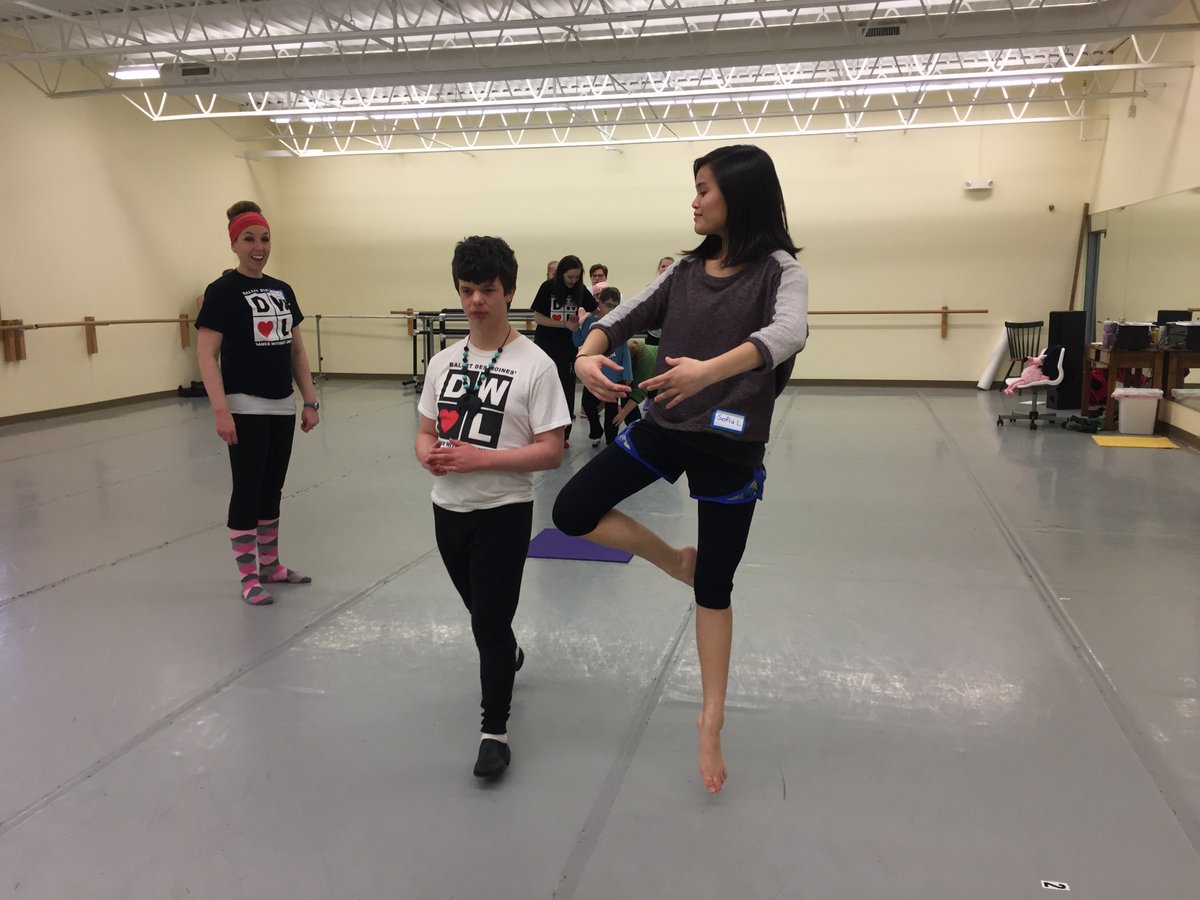 dancewolimits's tweet photo. We miss our dancers! Even though we can't be together this fall, we will soon have more information about our October ZOOM classes: all ages technique and all ages movement classes, YAY! https://t.co/NVOxqfxLQe