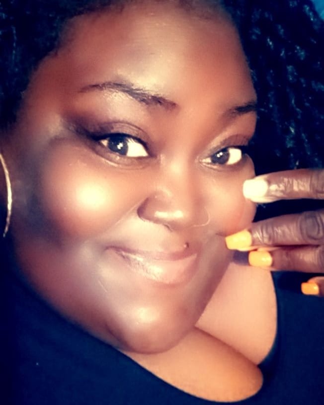 1974_phyllis's tweet photo. #QUEEN .... 💕💕💕 #beauty #melanin #ssbbw #plussize #chockolate #darkskin #shining #biggirl #sexxii #smile #queenin #lovesme🖤 https://t.co/jPEMFF3HIo