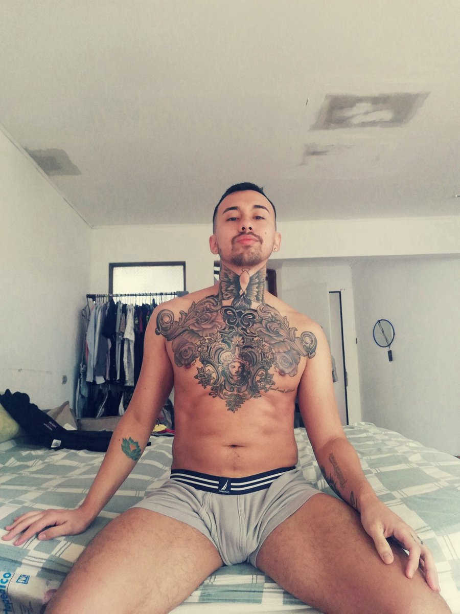 jorgecrcr's tweet photo. Tatuajes 🎼 https://t.co/pM01uhSWJa