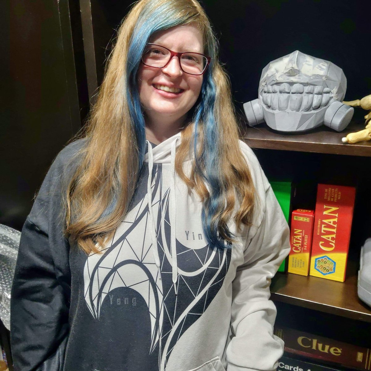 bryant_designs's tweet photo. It is almost Sweater Weather! That means I am out of my Yin Yang hoodie because my wife enjoys using it for herself on Modelin' Monday! You can check out more of my designs at my website.
DM for Commissions!
#ThomasBryantDesigns #TBDCommunity #ModelinMonday #3DPrinting #Designs https://t.co/YwnPFXAPlJ