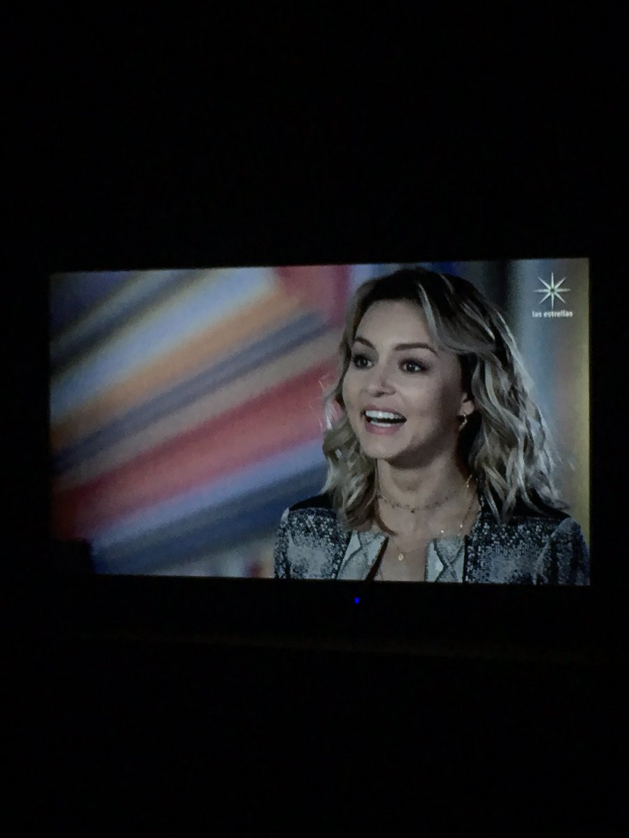 DeBoyer_88's tweet photo. No puedo con que el personaje de @Anboy88 en #ImperioDeMentiras se llame Elisa🥺💗 nunca voy a superar que con una Elisa en Abismo de Pasión, me enamoré de tu trabajo, de tus personajes, de todo lo que eres ♥️.. https://t.co/69BNA4vJZk