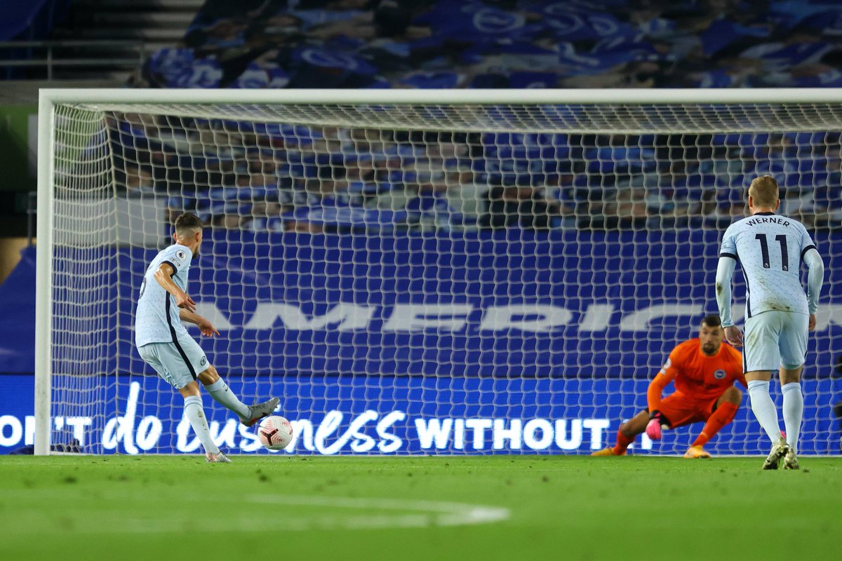 CFCadarsh's tweet photo. the commentator in last nights match called Jorginho's penalty "Bruno Fernandes-esque". mans taken so many penalties last season that people have forgotten Jorginho did it before him 😭😭😭 #BHACHE #PremierLeague https://t.co/gEWff9i9du